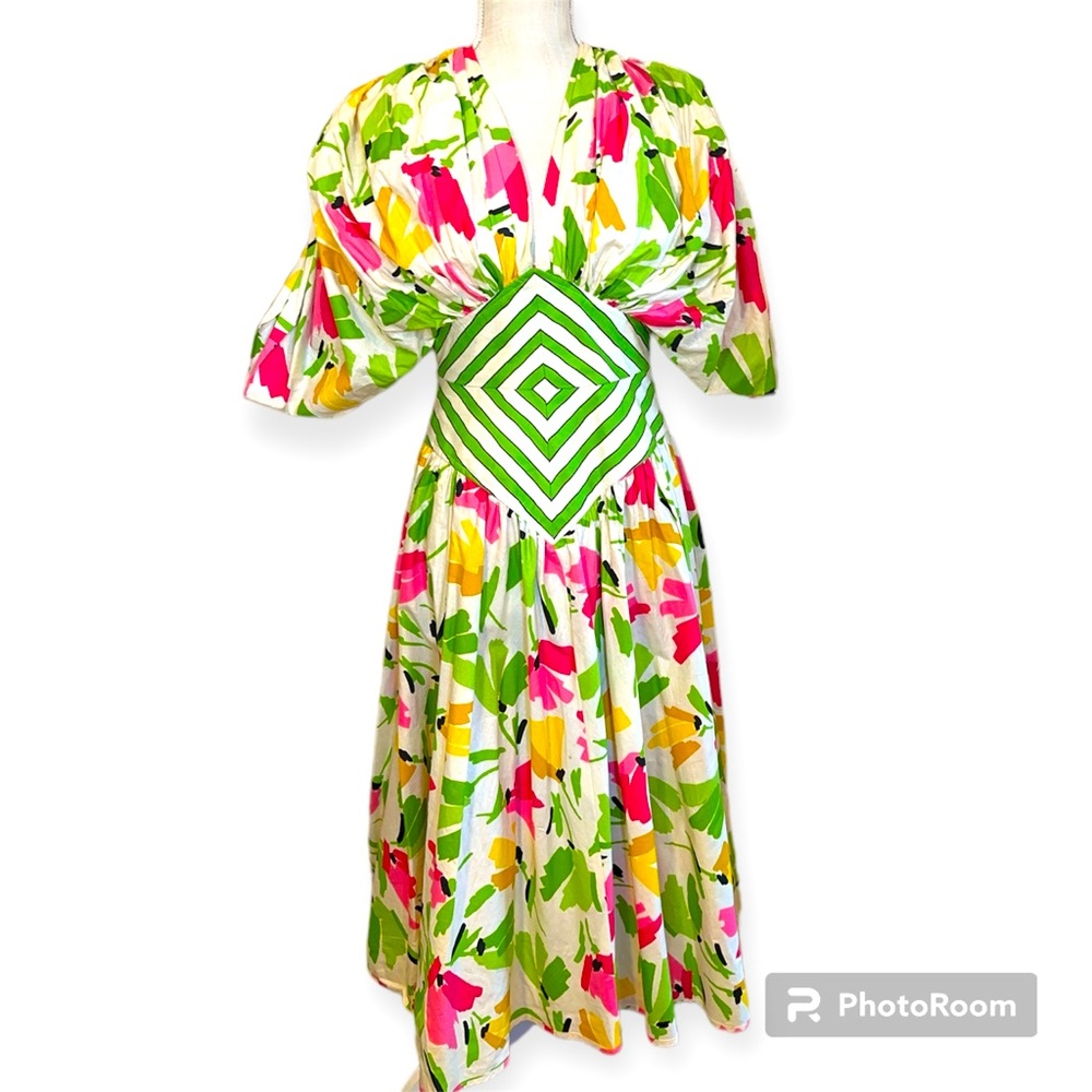Lille Rubin stunning VTGE sz 2 puffed‎ short sleeve gusset wst floral midi dress